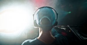 Read more about the article 15 great tips for picking songs for your wedding