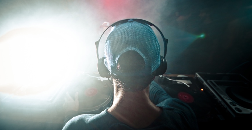 You are currently viewing 15 great tips for picking songs for your wedding